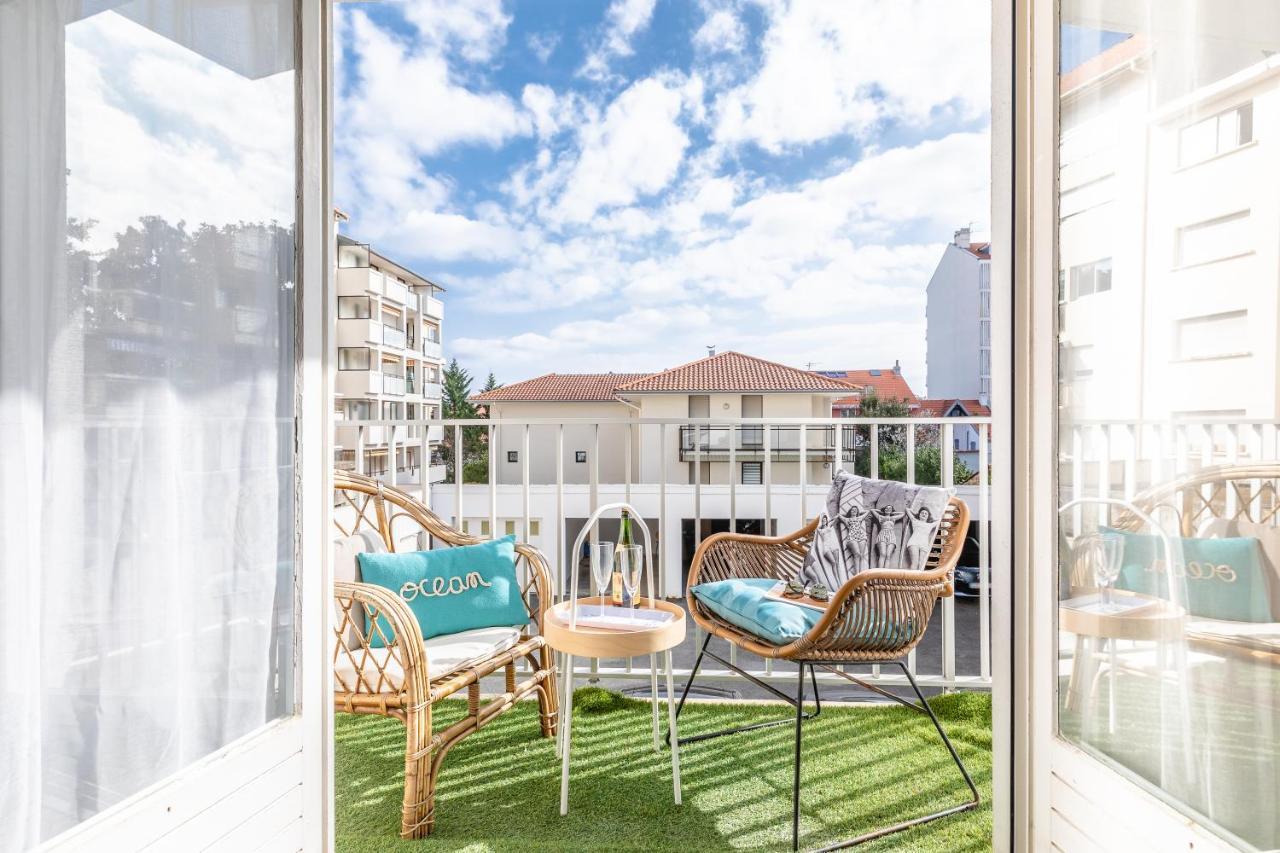 Waikiki Apartment Biarritz Bagian luar foto